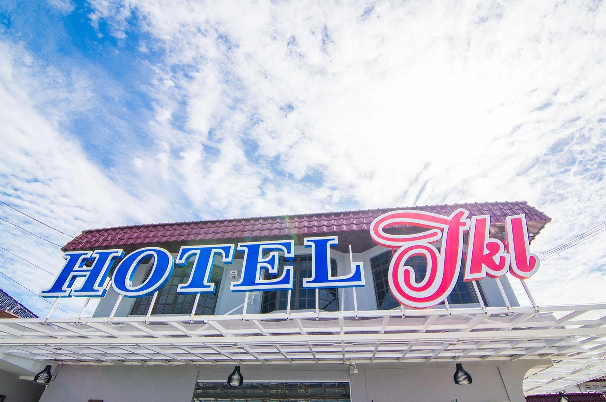 Tkl Hotel Johor Bahru Bagian luar foto