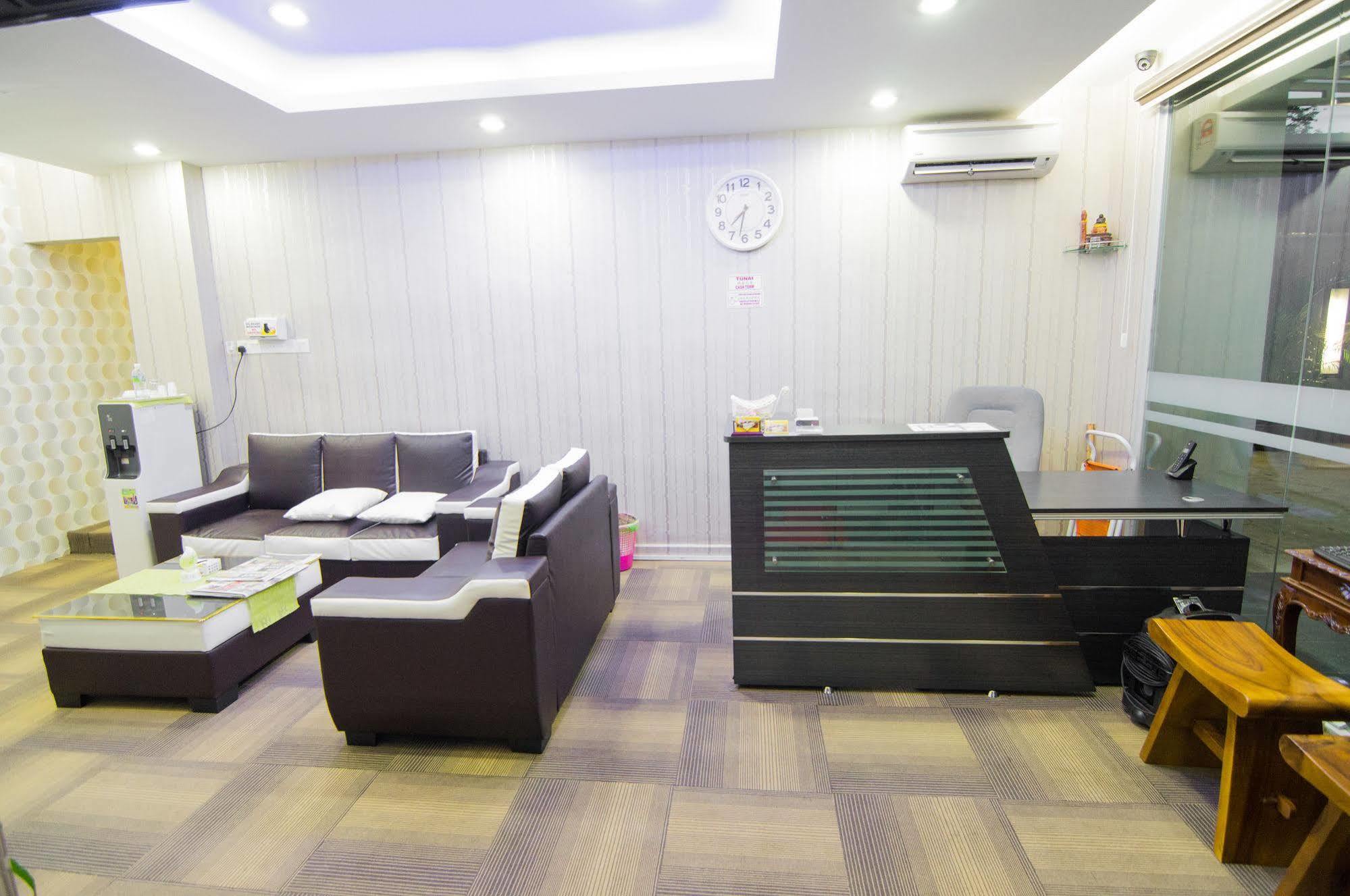 Tkl Hotel Johor Bahru Bagian luar foto